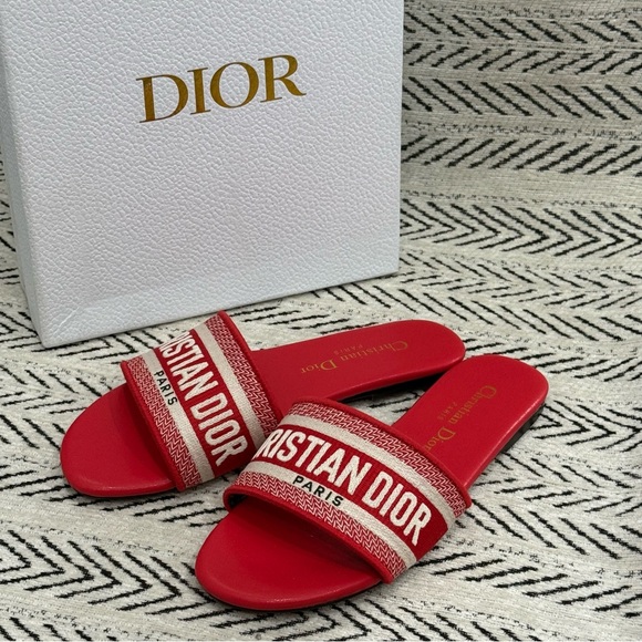 Meet the Posher Shoes - Dior Womwn's Authentic Red Sandals